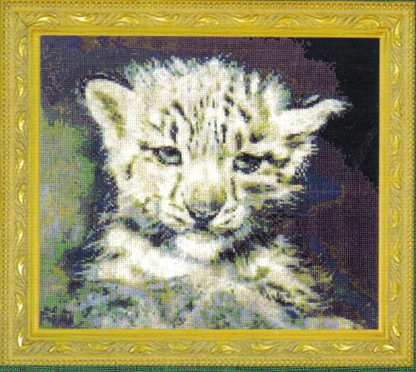 Snow Leopared Cub Cross Stitch Chart