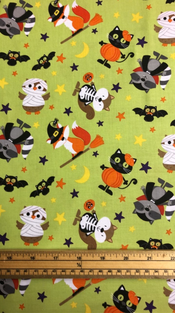 Fat Quarter Woodland Haunt Halloween Animals Green 100% Cotton Quilting Fabric