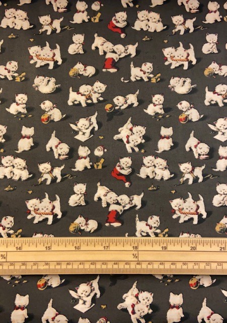 Fat Quarter Christmas Vintage White Kittens Hat Santa 100%Cotton Quilting Fabric