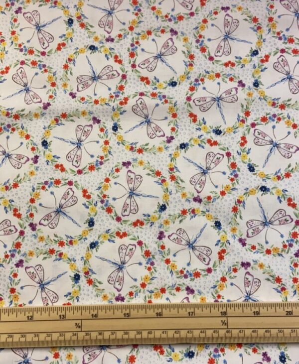 Fat Quarter Gypsy Dreams Dragon Flies In Floral White 100%Cotton Quilting Fabric