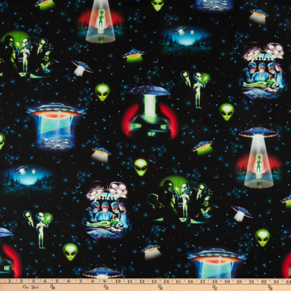 Fat Quarter Eerie Area 51 UFO And Aliens 100% Cotton Quilting Fabric