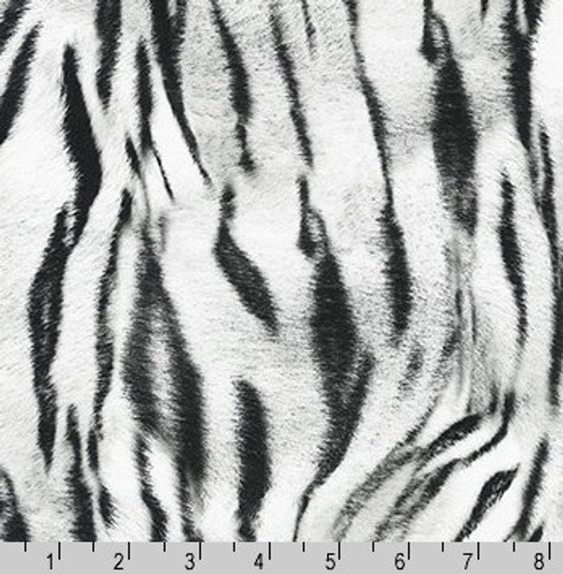 Fat Quarter Snow Tiger Wild Animal Print 100% Cotton Quilting Fabric