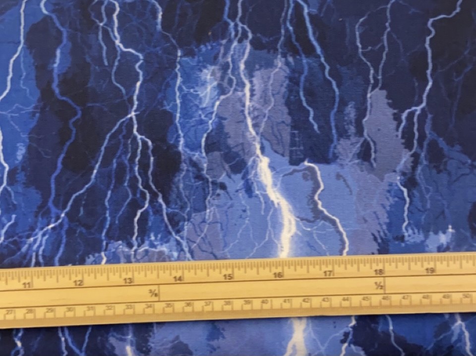 Fat Quarter Blue Lightning Strikes 100% Cotton Quilting Fabric
