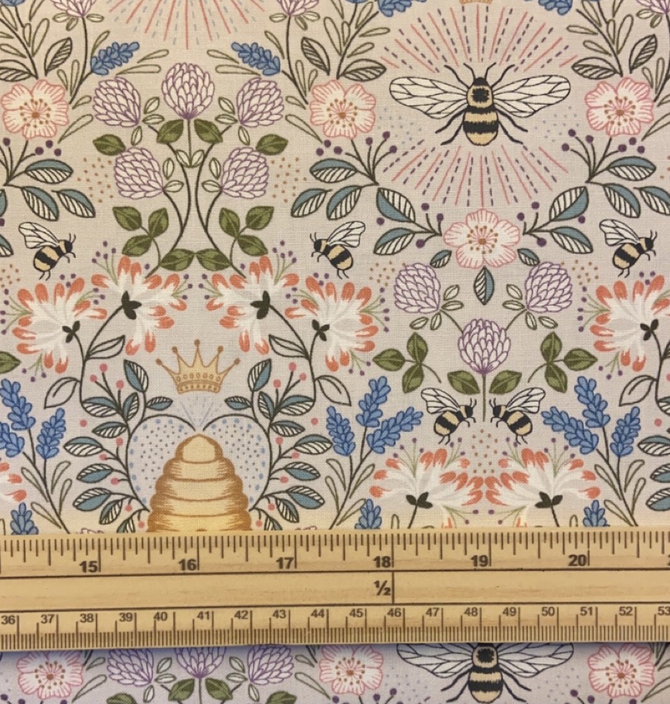 Fat Quarter Bee Hives Bees And flowers on Light Grey 100% Cotton Fabric