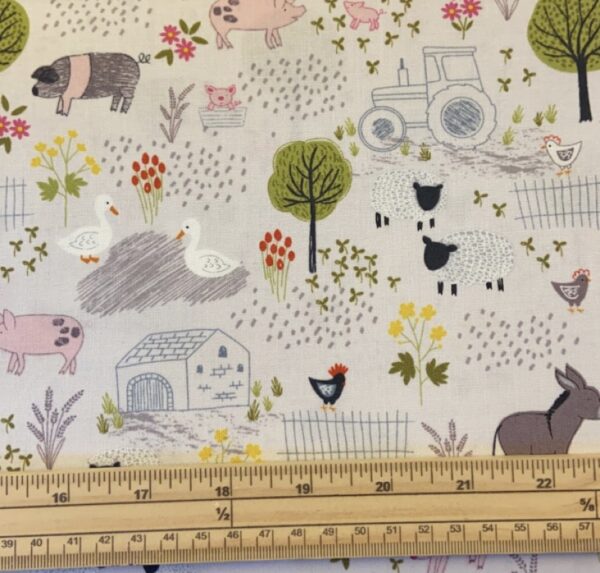 Fat Quarter Farmyard Piggy Tales On Light Grey 100% Cotton Quilting Fabric