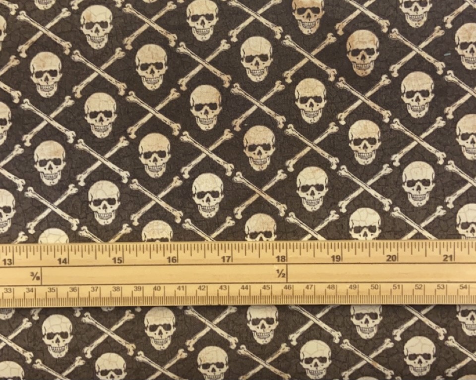Fat Quarter Halloween Regions Beyond Skulls And Cross Bones 100% Cotton Quilting Fabric
