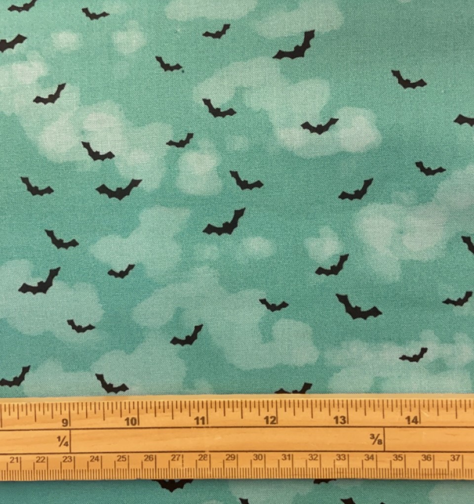 Fat Quarter Spooky Halloween Batty Bats On Teal 100% Cotton Quilting Fabric
