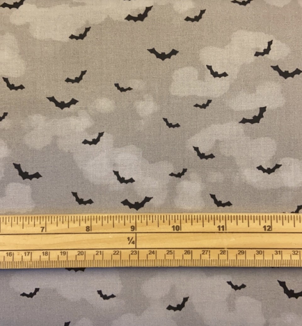Fat Quarter Spooky Halloween Batty Bats On Grey 100% Cotton Quilting Fabric