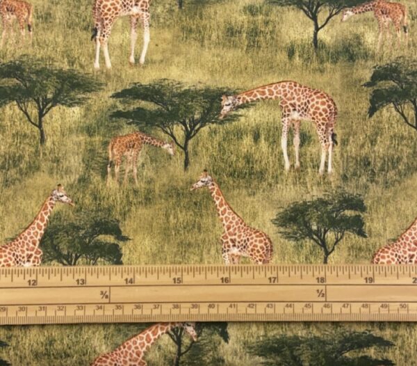 Fat Quarter African Safari Giraffe In The Wild Allover 100% Cotton Quilting Fabric