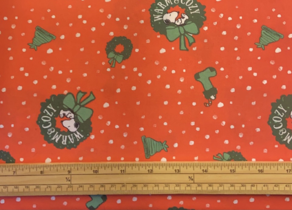 Fat Quarter Christmas Peanuts Snoopy Toss Red 100% Cotton Quilting Fabric