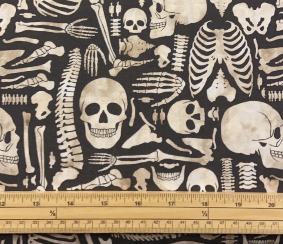 Fat Quarter Spooky Halloween Human Bones On Black 100% Cotton Quilting Fabric