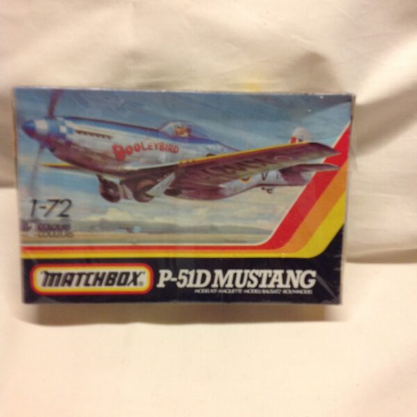 North American P-51D Mustang Aeroplane - 1-72nd Scale Matchbox Model Kit