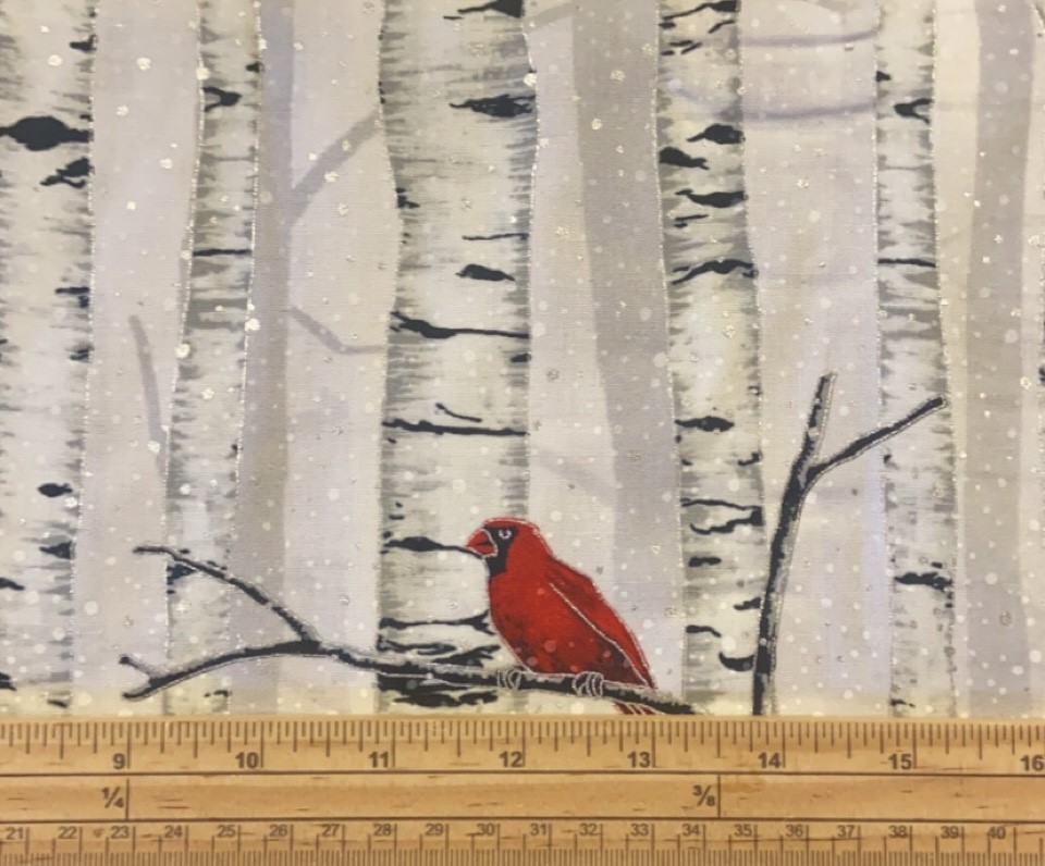 Fat Quarter Woodsy Classic Christmas Cardinals Glitter 100% Cotton Quilting Fabric