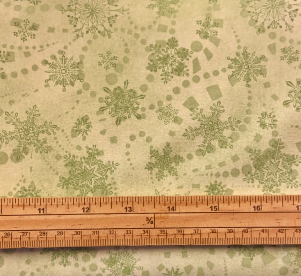 Fat Quarter Cat-I-Tude Christmas Snowflakes Green 100% Cotton Quilting Fabric