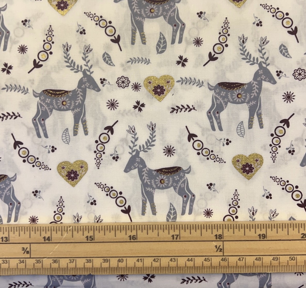 Fat Quarter Metallic Scandinavian Christmas Reindeer White 100% Cotton Fabric