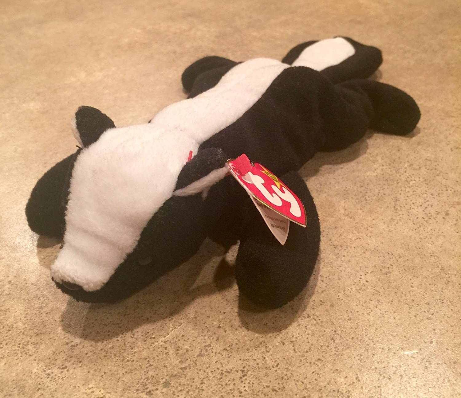 TY Beanie Baby Stinky - The Skunk
