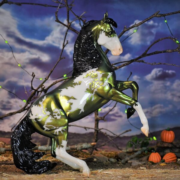 Breyer Horses 2022 Glow In The Dark Halloween Maelstrom Horse - Image 5